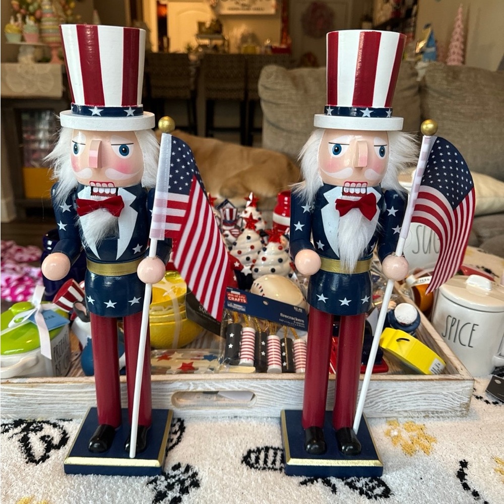 Patriotic Nutcrackers- Set of 2